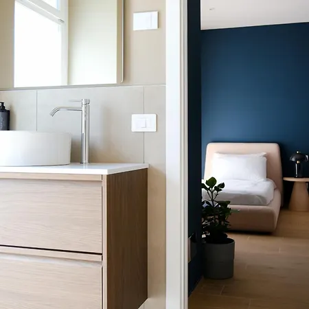 アパート Garden Triple - 3 Min Walk To Benina Express *